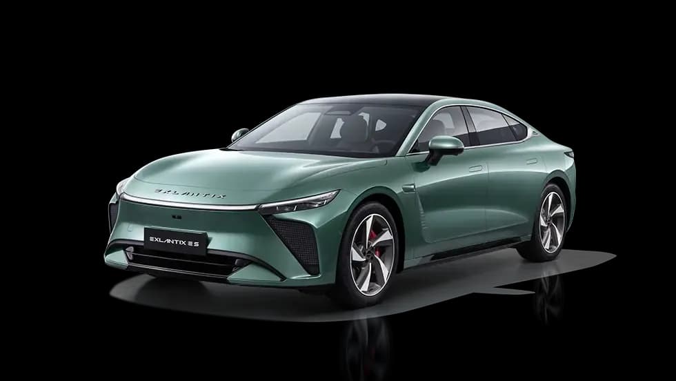 Exlantix ES Classic supercar