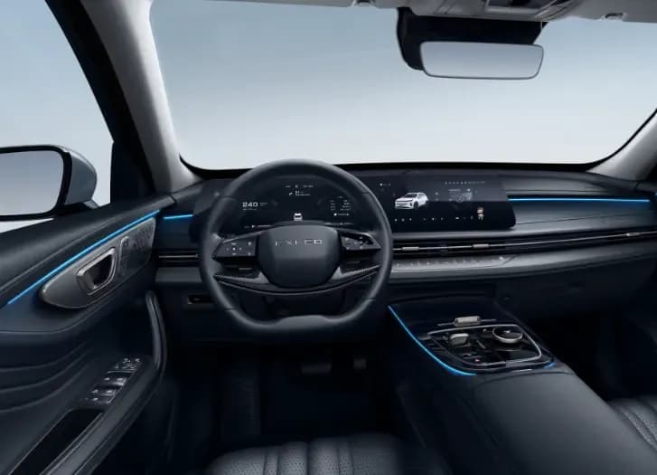 24.6-inch capacitive touch screen